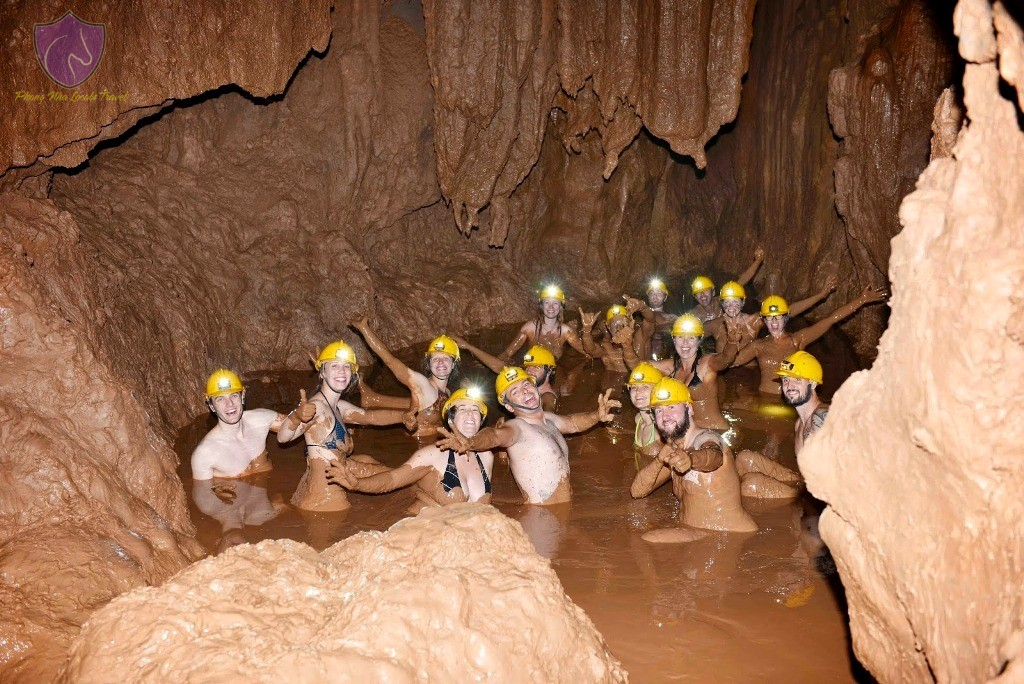Paradise Cave and Dark Cave Tour